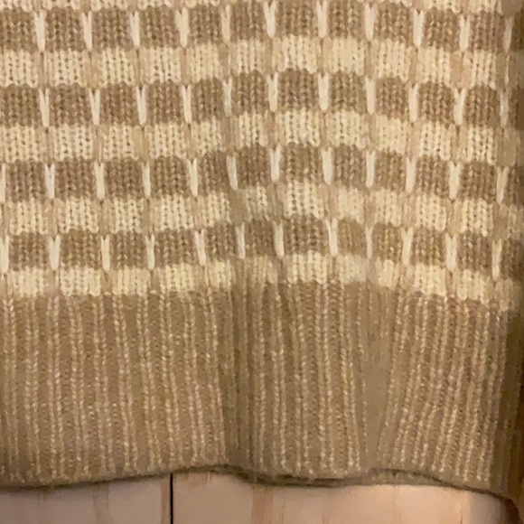 Everlane The Cloud Checkered Sweater, Size XXS Color Tan - Picture 3 of 9